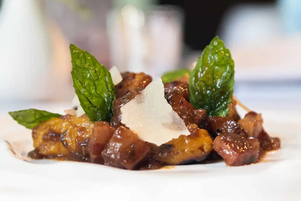 Ñoquis de calabaza con panceta ahumada, por Renzo Garibaldi
