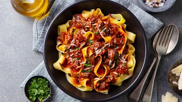 If You Really Want Your Pasta To Absorb More Sauce, Hit It With Some Sandpaper