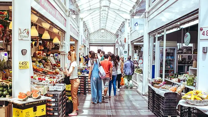 Where to eat international cuisine at Rome's Testaccio Market: from Chinese to Greek