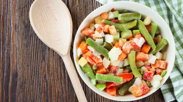One Unexpected Cooking Method Gives Frozen Veggies A Touch Of Sweetness