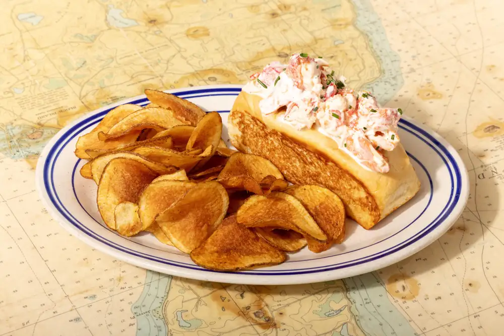 West Side Oyster Club Gives Santa Monica Seafood Lovers What They Want