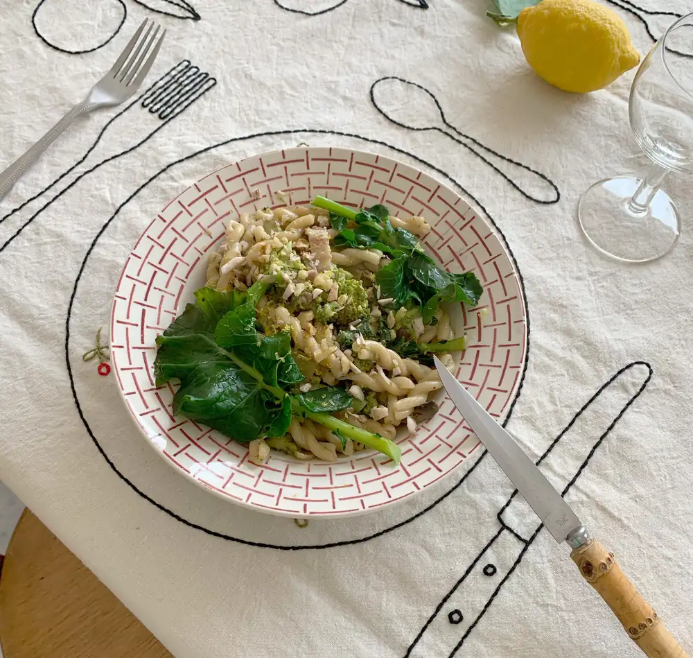 Sarah Espeute's recipe for fusilli with mushrooms and broccoli