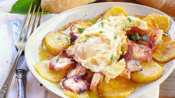Octopus with fried eggs