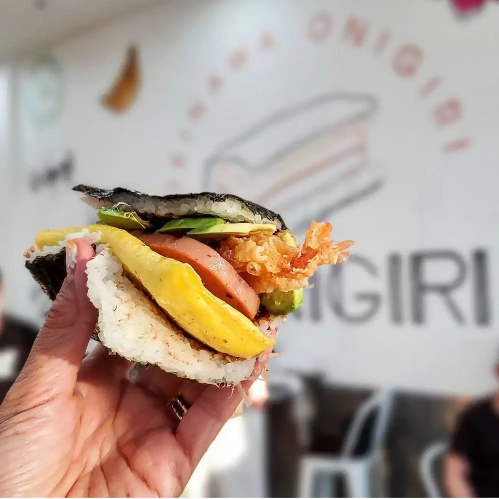 Okinawa-Style Onigiri and Japanese Snacks Find a Home at Chinatown’s Shanghai Plaza