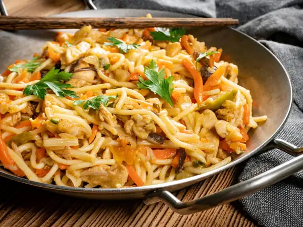 Chicken Chinese noodles: the best recipe