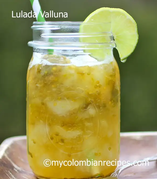 Lulada (bebida colombiana de lulo)