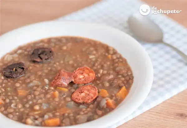 The best lentil recipes. Easy, traditional, and original ideas to enjoy all year round