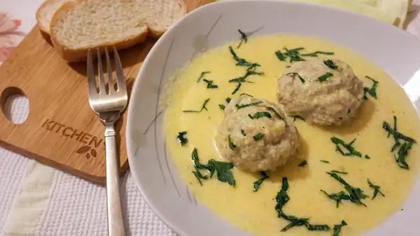 Grandma's Meatballs with White Sauce (with Video)