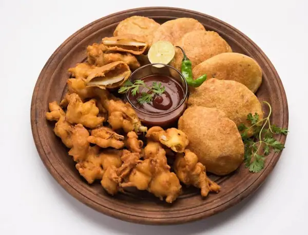 Kenyan Bhajia (Potato Fritters)