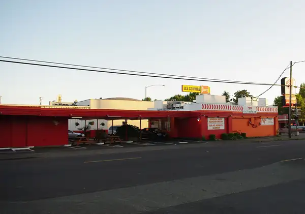 Mr. Moto Pizza Opens Fourth Location in California’s Orange County