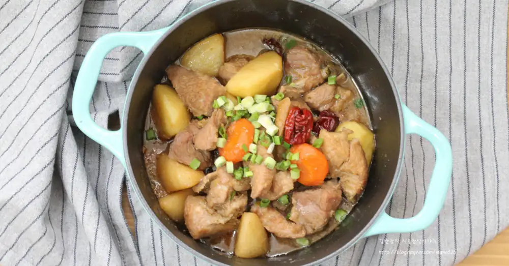 Lunar New Year Food, Golden Recipe for Braised Pork Ribs
