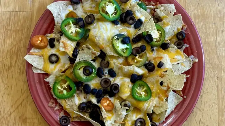 How To Make Fool-Proof Nachos For Any Game Day