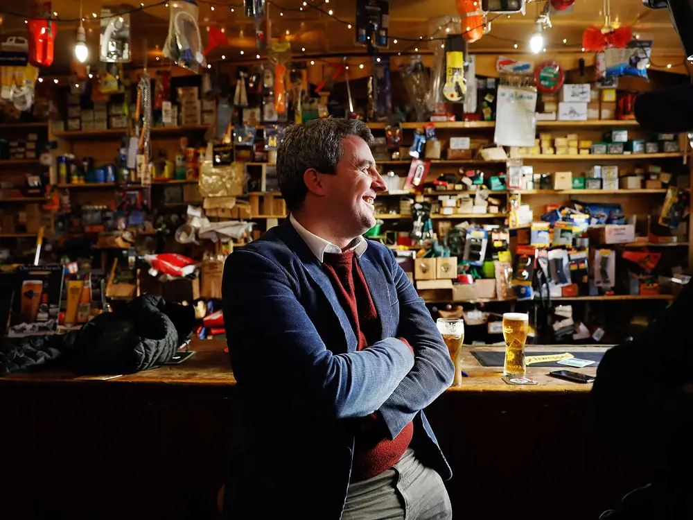 Welcome to the World's Greatest Pub Town: Dingle, Ireland