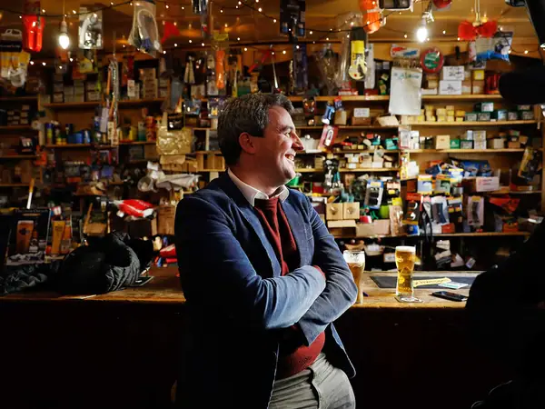 Bienvenidos a la mejor ciudad de pubs del mundo: Dingle, Irlanda.