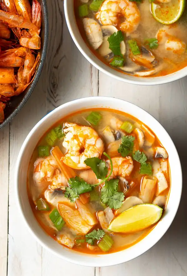 Tom Yum Soup Recipe (Tom Yung Goong)