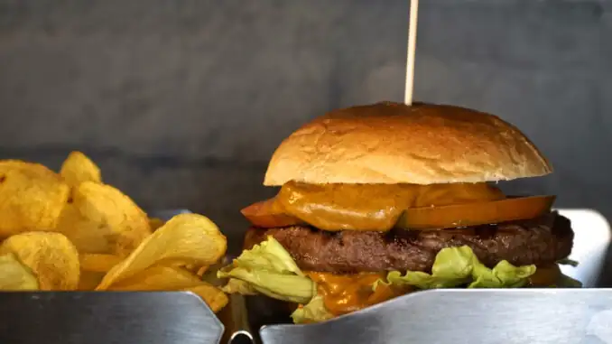 B.Ro Birra Burger Bar Roma, sándwiches y comida callejera internacional en el nuevo pub 3.0 en Parioli
