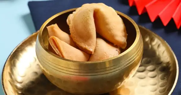 Receta de galletas de la fortuna: una receta casera crujiente con un truco para sellarlas y que sepan igual que las galletas de restaurante, enviada por tudogostoso