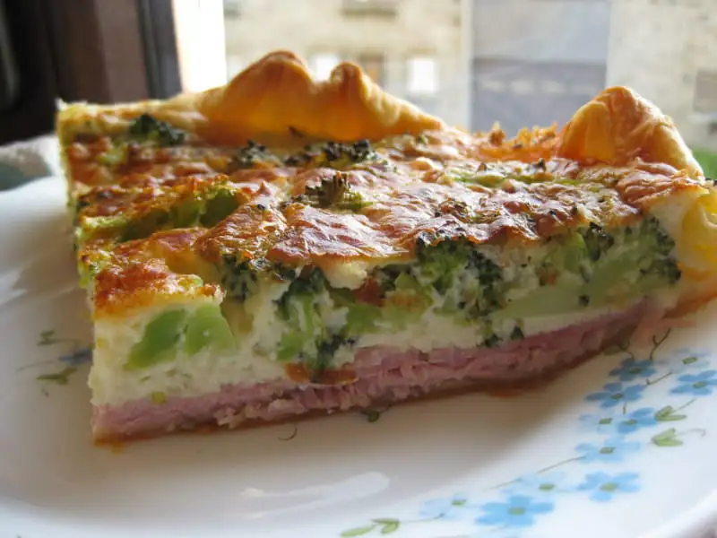 Broccoli and ham quiche