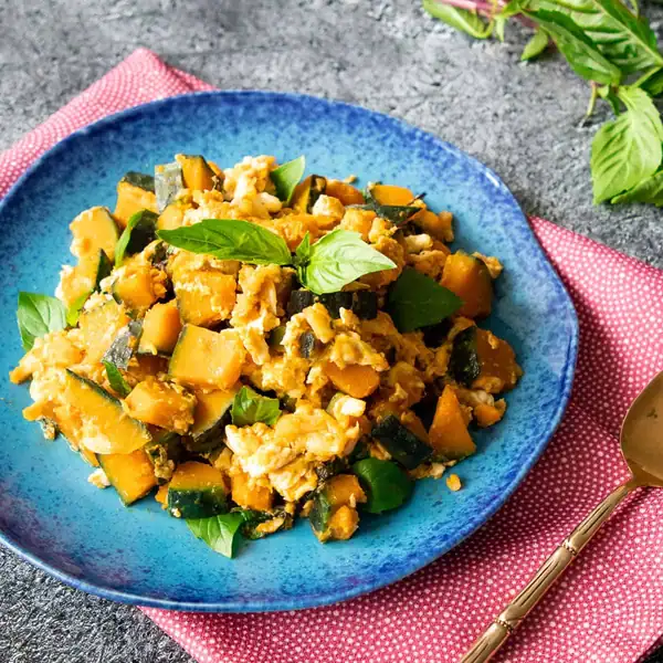 Kabocha Squash Stir Fry (Pad Faktong)