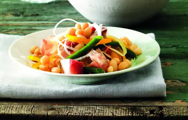 Nervetti Salad with Peppers and Tuscan Beans