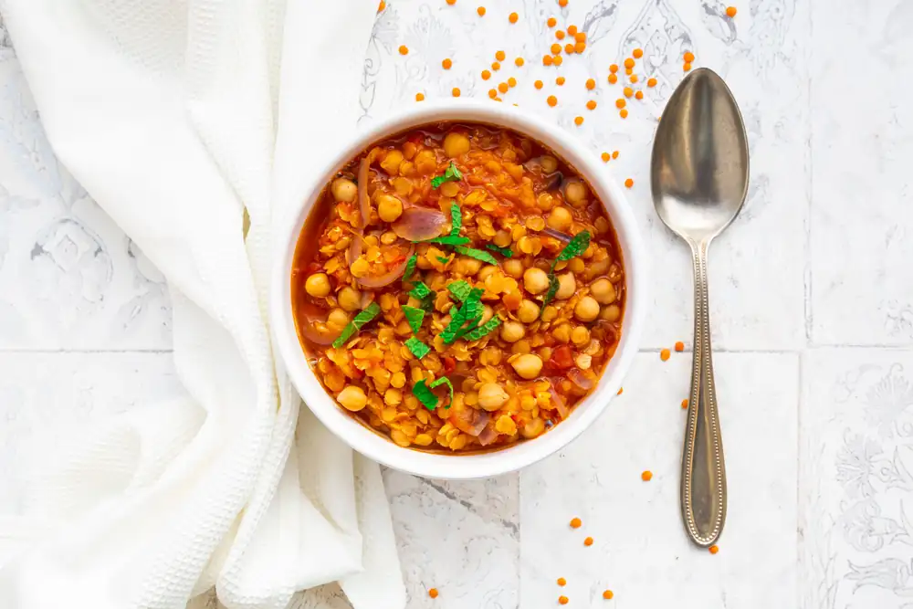 Chickpea soup, an easy and tasty recipe