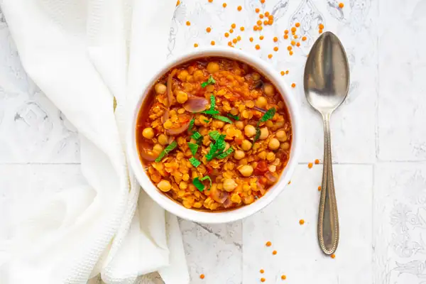 Chickpea soup, an easy and tasty recipe