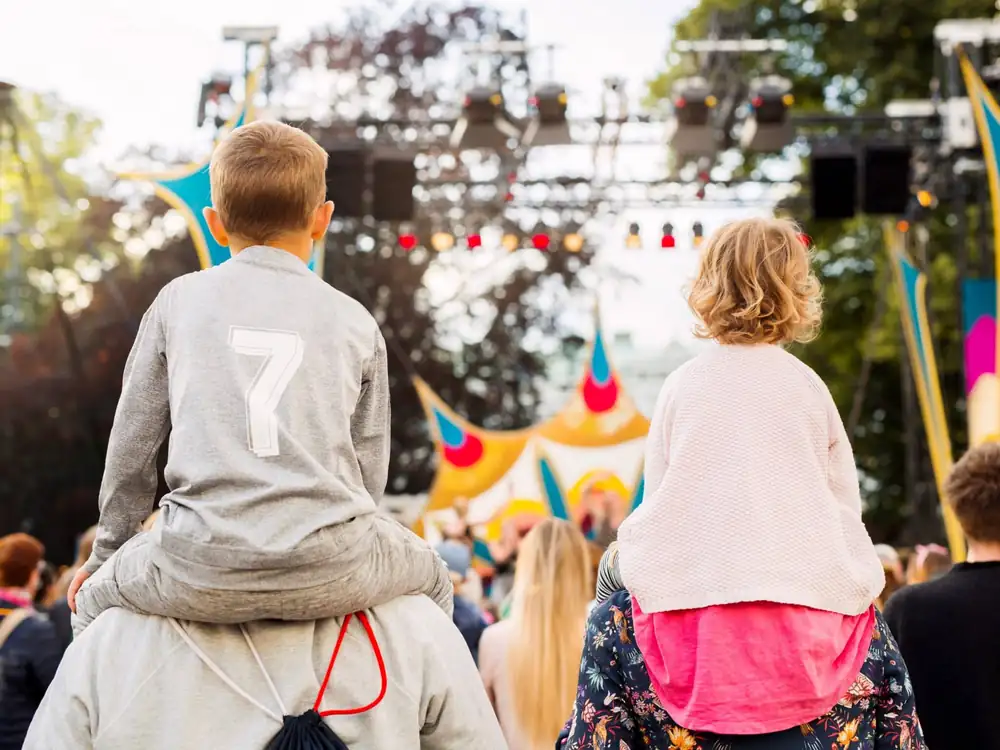 La mesa más larga de Colonia 2026: toda la información sobre el festival callejero de Colonia en el barrio de Severinsviertel