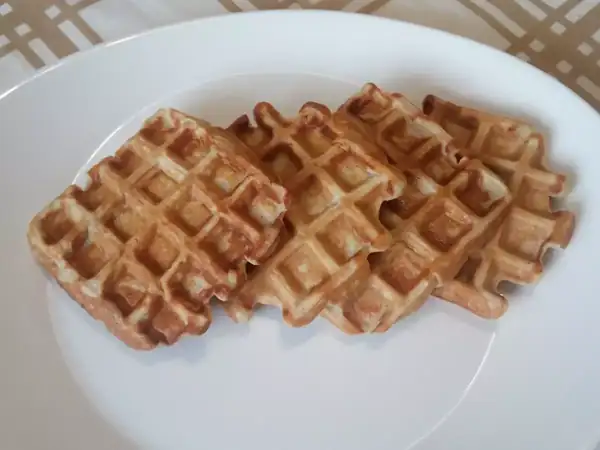 Homemade protein waffles