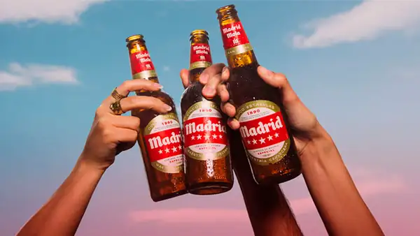 Alex Cordobés and Mahou create the most Madrileño cheesecakes