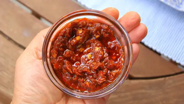 Harissa with Dried Chili Peppers Recipe