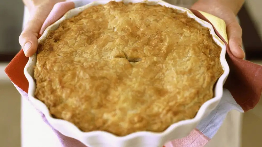 Chicken and leek pie will be delicious with simple step before cooking
