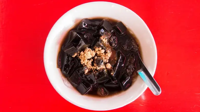Grass Jelly Is A Refreshing Asian Dessert That Comes In A Can
