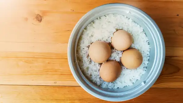 In Case You Didn't Know, A Rice Cooker Is Ideal For Steaming Eggs