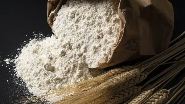 Self-Rising Vs. Self-Raising Flour: The Composition Difference, Explained