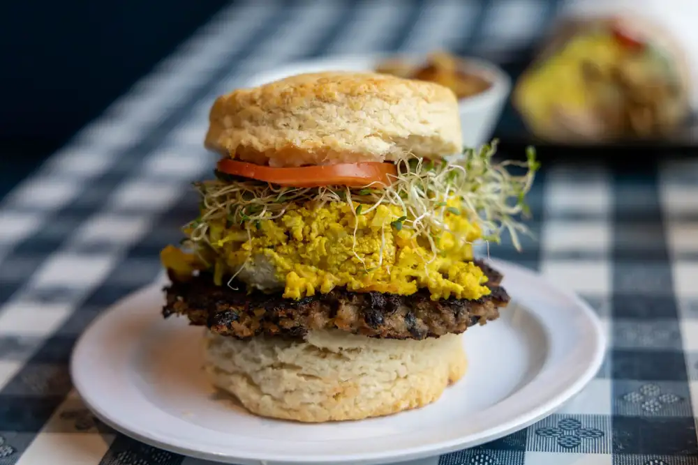 Los veganos y vegetarianos pueden darse un capricho en estos restaurantes de Nashville