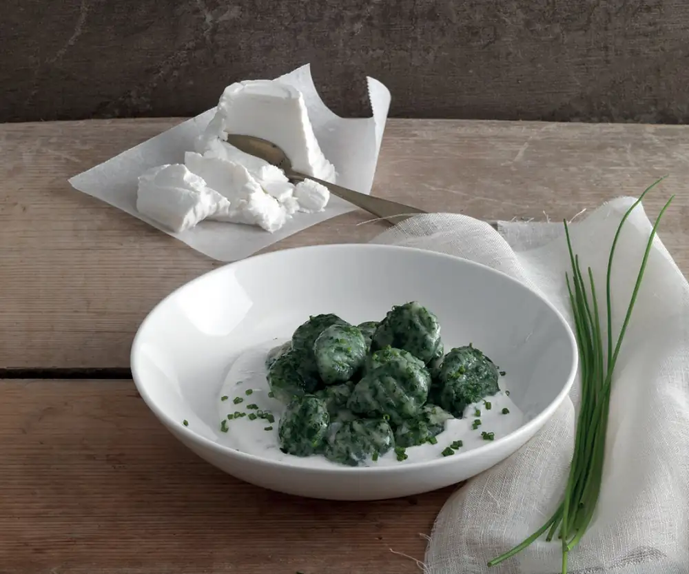 Spinach Gnocchi With Chive Ricotta Cream