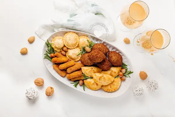 Aperitivos navideños dominicanos