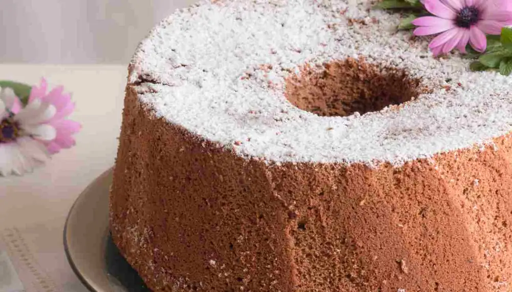 Apple chiffon cake: tall, delicious, and elegant. What are you waiting for? Get started!