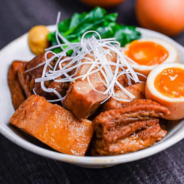 Kakuni (Japanese Braised Pork Belly)
