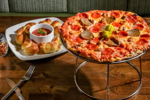 Four New Restaurants Bring Even More Pizza, Brunch Fare, and Tacos to Metro Atlanta Cities