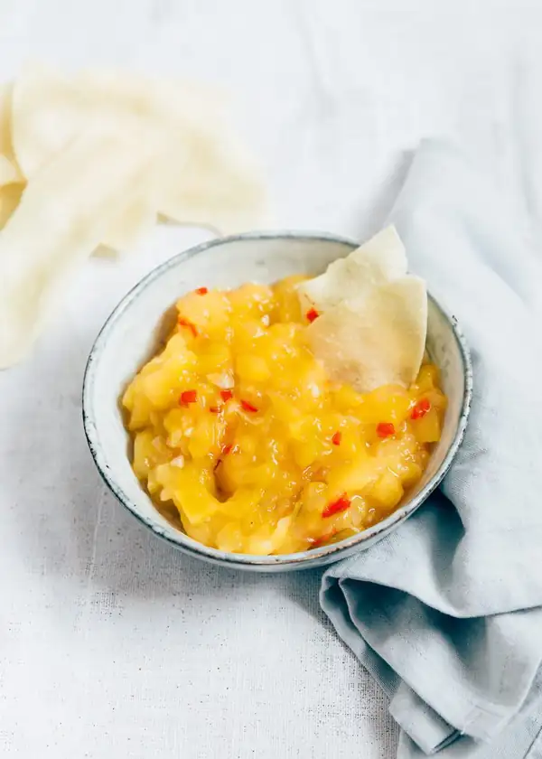 Pappadums con chutney de mango