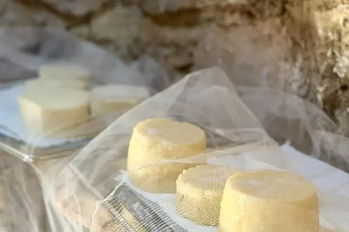 Greece Foodie Stays: Find 26 Gourmet Getaways