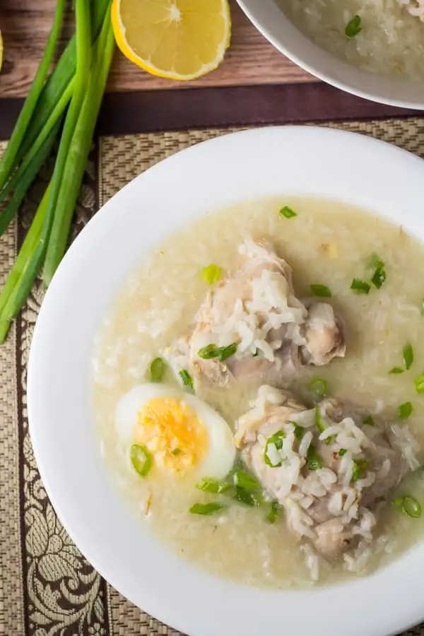 Arroz caldo (congee estilo filipino)