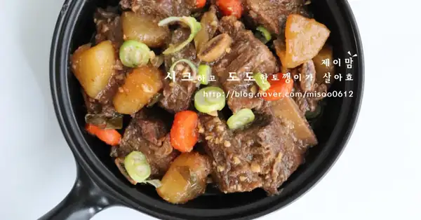 Golden Recipe for Braised Beef Ribs