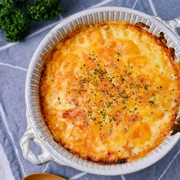 Doria de mariscos (arroz gratinado japonés)