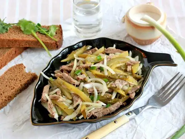 Miner's Salad with Pickles