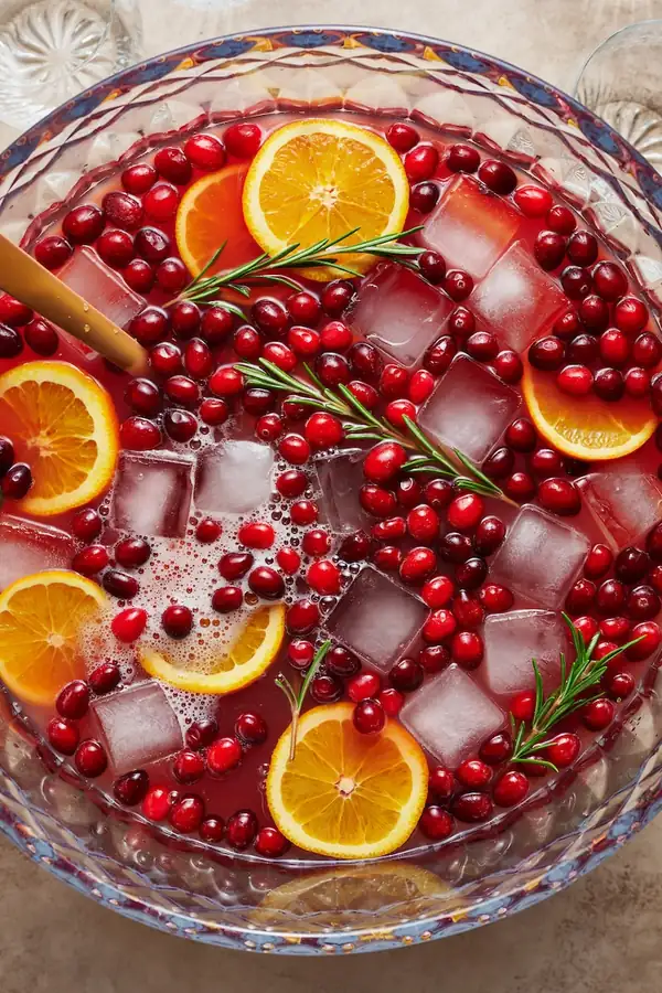 Festive Christmas Punch (Non-Alcoholic)