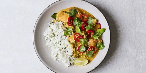 Receta de curry de pescado pangasius con coco y limoncillo