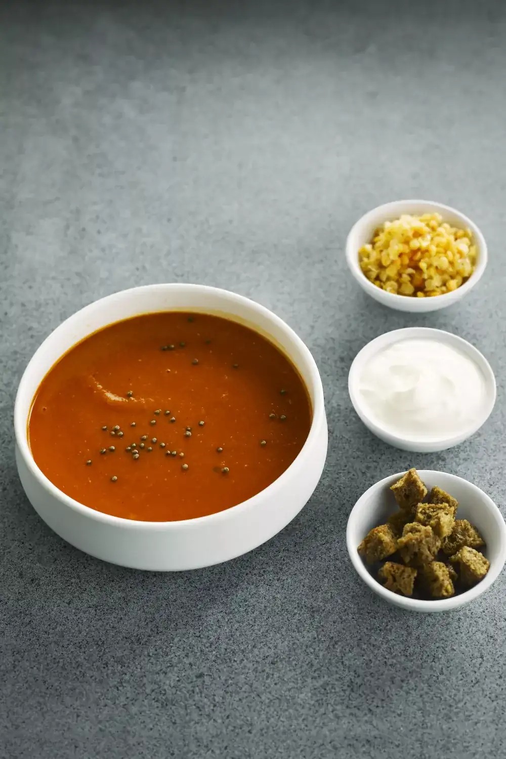 Tomato soup with lentils