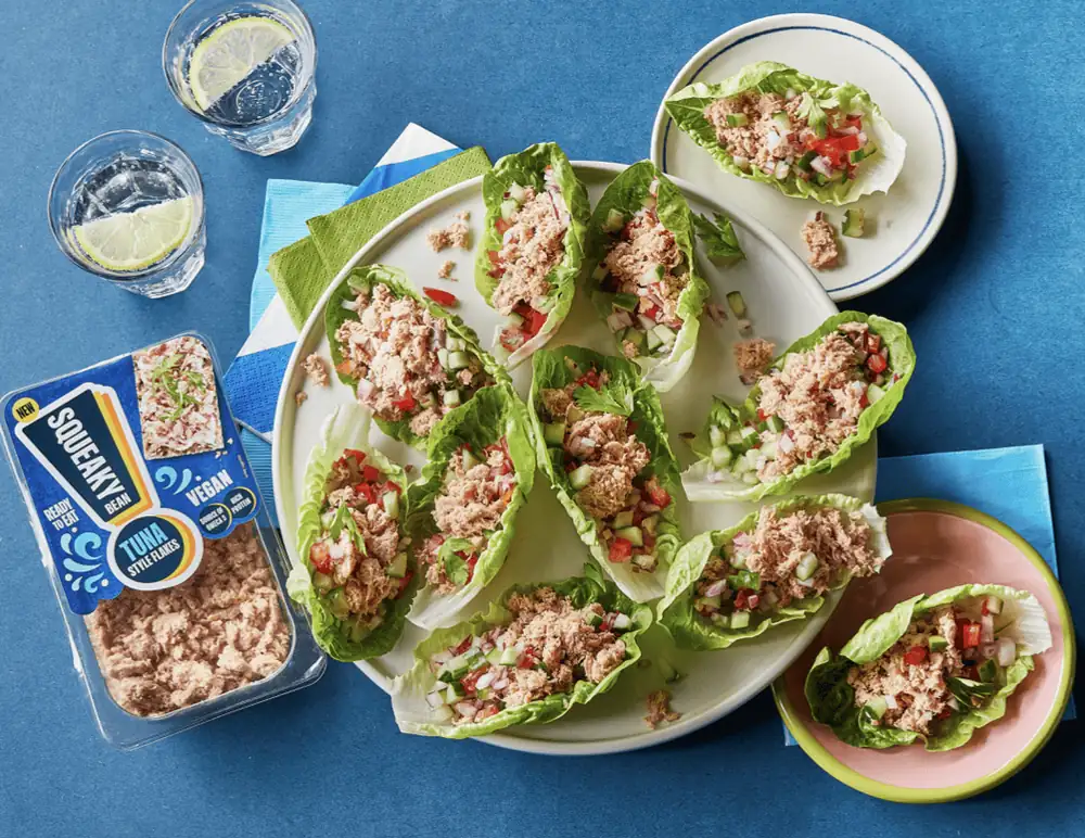 Squeaky Bean Enters Plant-Based Seafood Category with Tuna Flakes and Smoked Salmon Slices